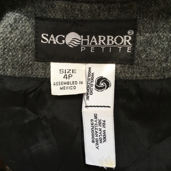 Vintage Sag Harbor Blazer - Picture 3 of 3